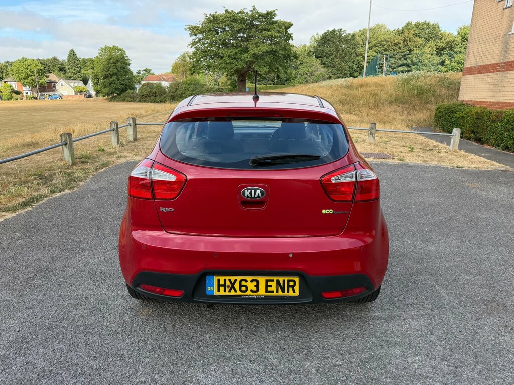 Kia RIO 1.4 Crdi Ecodynamics 2 Hatchback Red #4