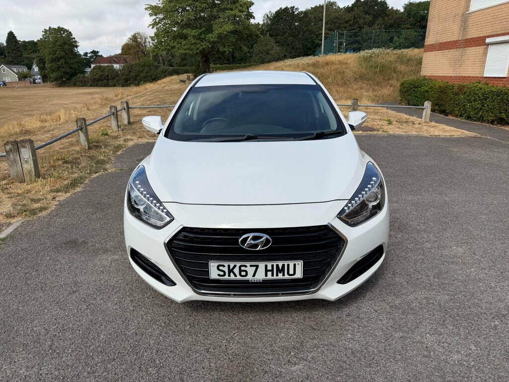 Hyundai I40 Crdi S Blue Drive 4-Door White #5