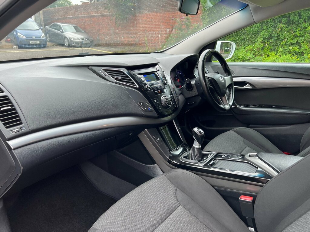 Hyundai I40 1.7 Crdi Blue Drive Se Nav Blue #8