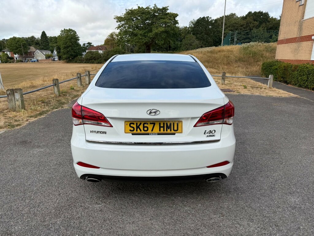 Hyundai I40 Crdi S Blue Drive 4-Door White #6