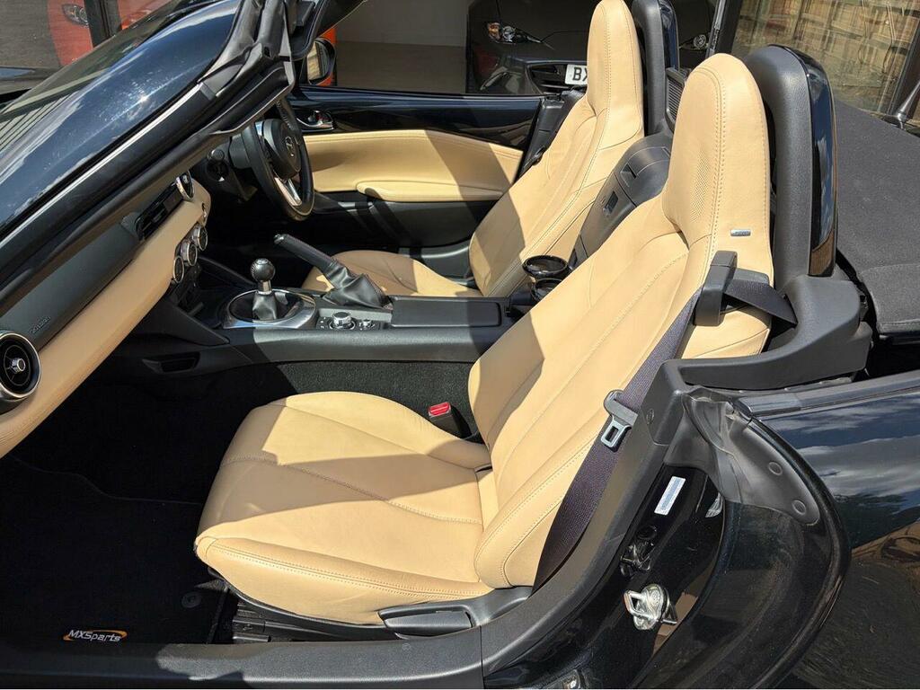 Mazda MX-5 2.0 Skyactiv-g Sport Nav Euro 6 Black #4