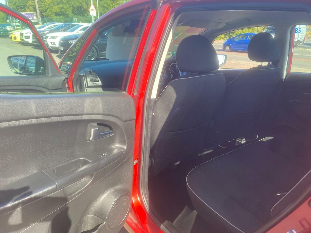Kia Venga 1.4 Sr7 Mpv Euro 6 Ss 89 Bhp Silver #32