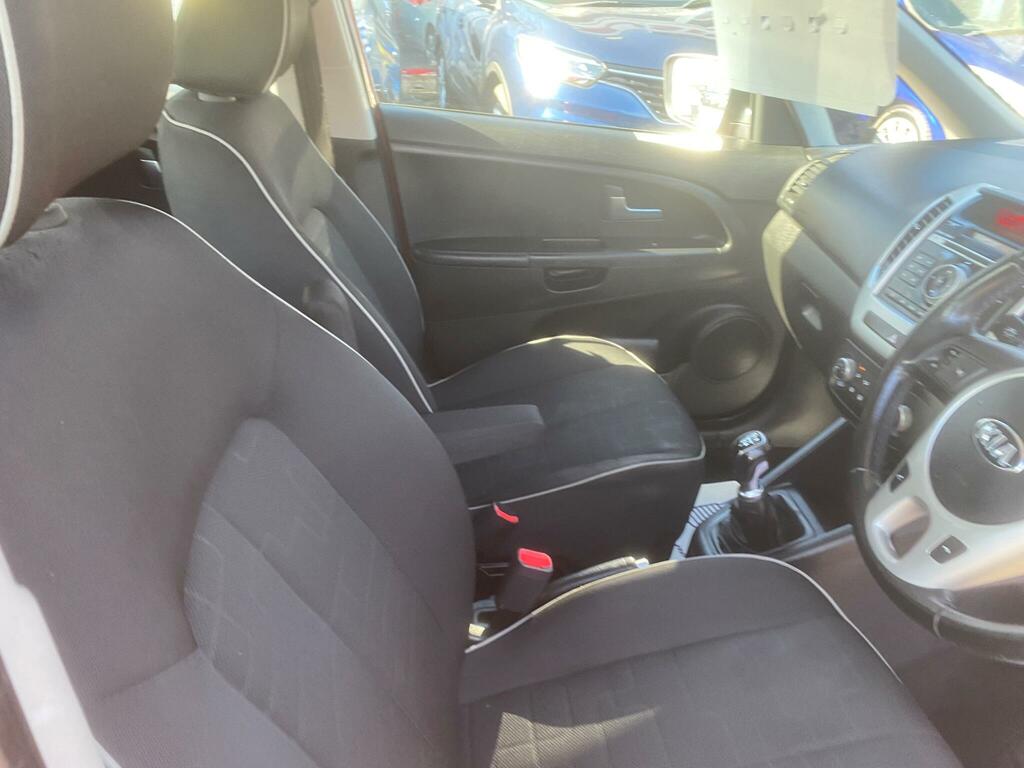 Kia Venga 1.4 Sr7 Mpv Euro 6 Ss 89 Bhp Silver #54