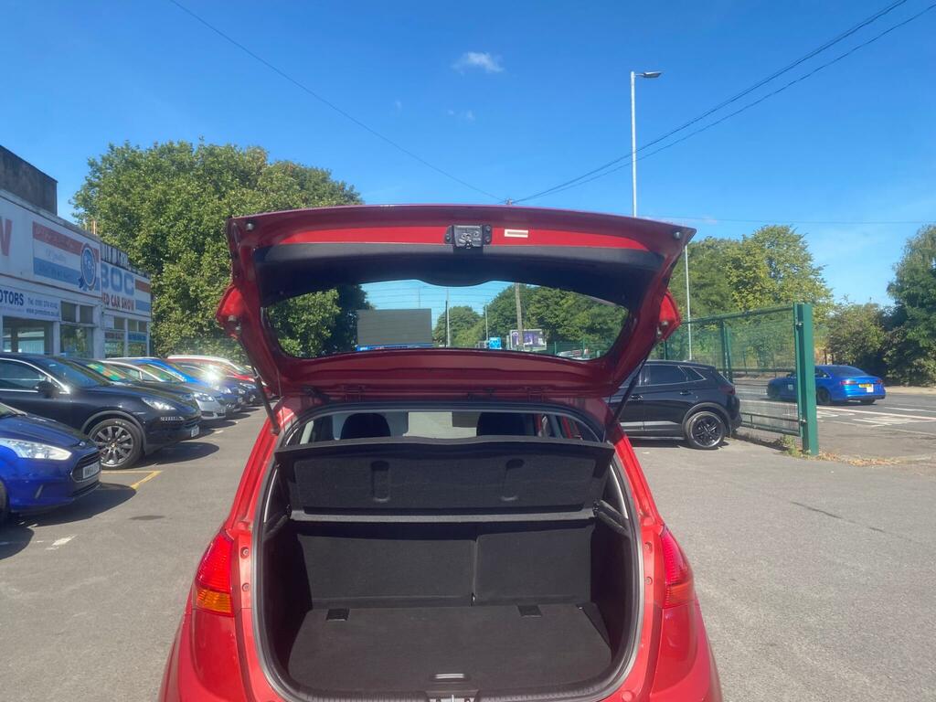 Kia Venga 1.4 Sr7 Mpv Euro 6 Ss 89 Bhp Silver #37