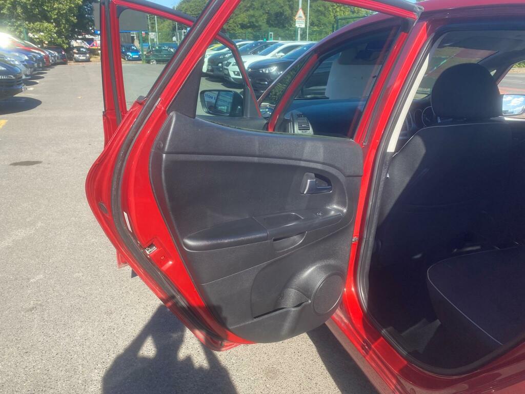 Kia Venga 1.4 Sr7 Mpv Euro 6 Ss 89 Bhp Silver #31
