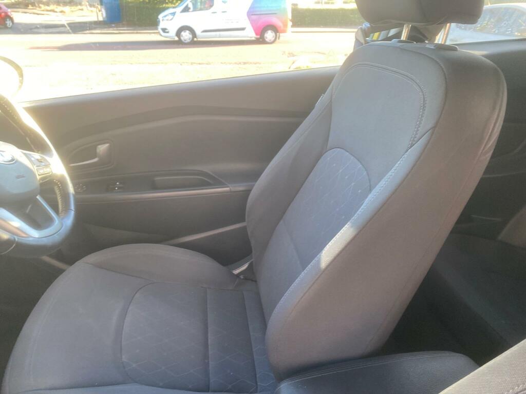 Kia RIO 1.2 Sr7 83 Bhp Euro 6 Ulez Compliant Clean Air White #30