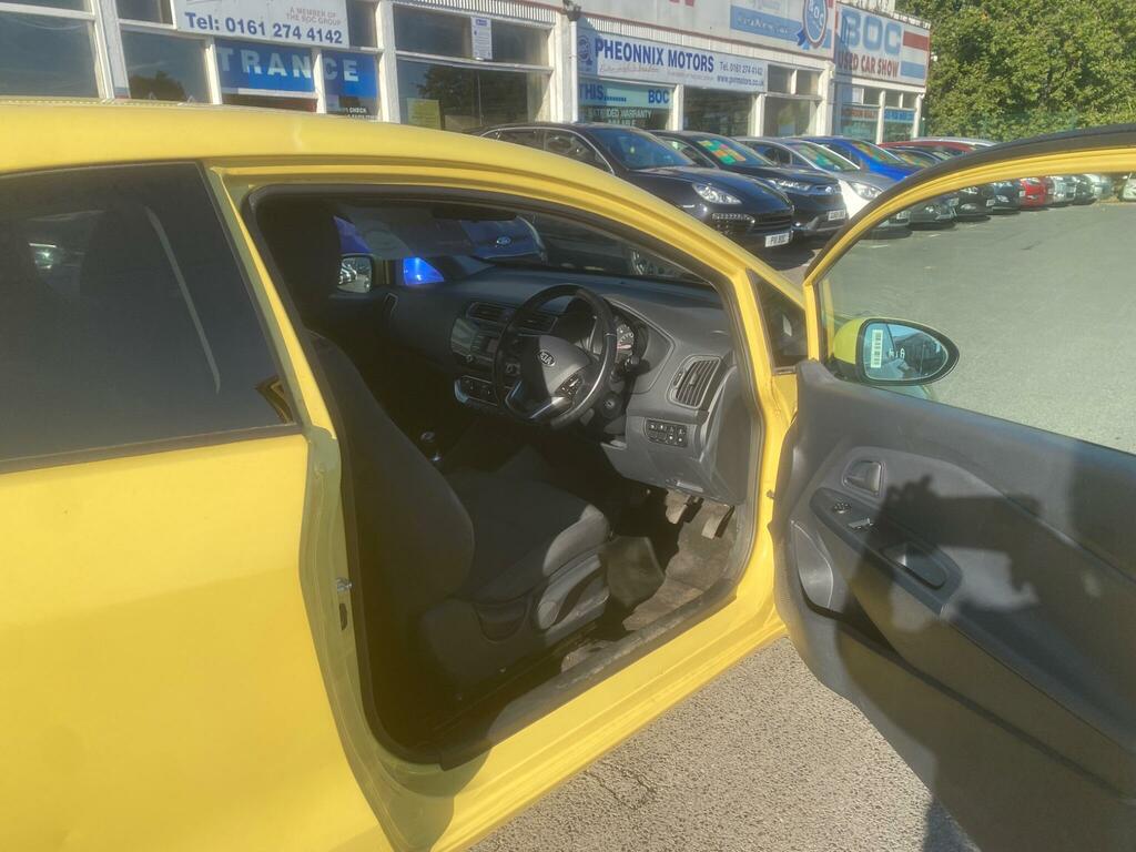 Kia RIO 1.2 Sr7 83 Bhp Euro 6 Ulez Compliant Clean Air White #55