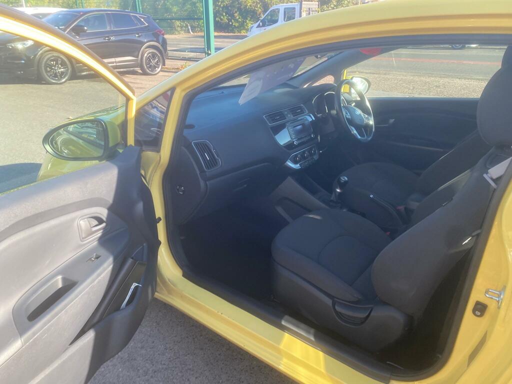 Kia RIO 1.2 Sr7 83 Bhp Euro 6 Ulez Compliant Clean Air White #41