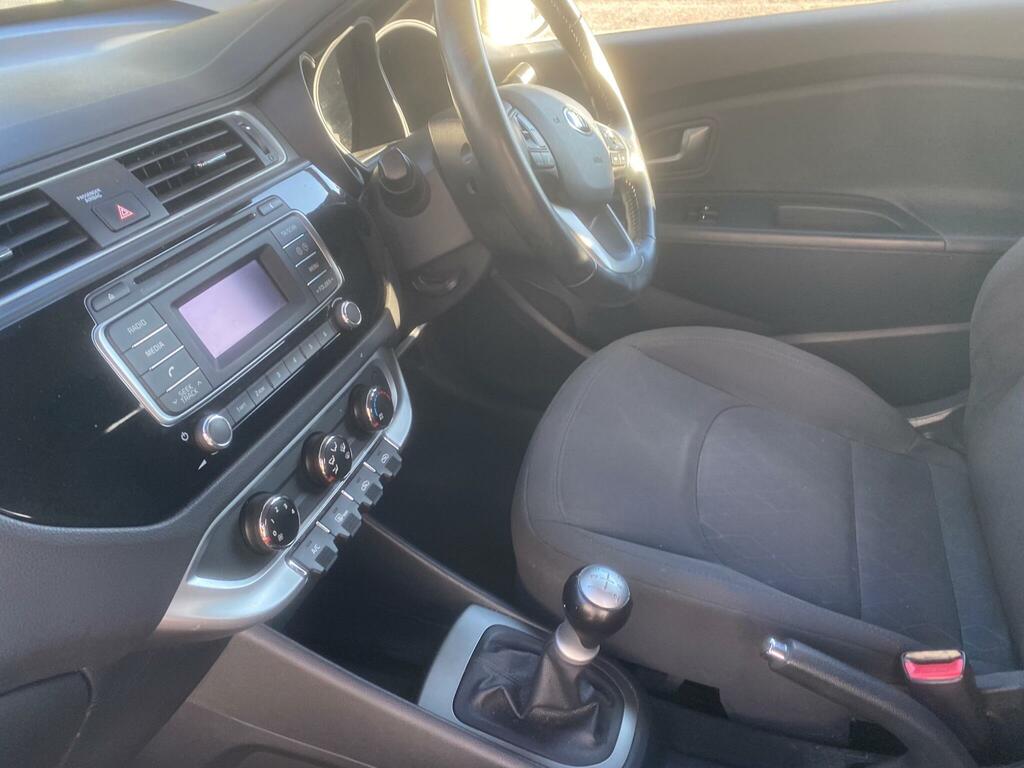 Kia RIO 1.2 Sr7 83 Bhp Euro 6 Ulez Compliant Clean Air White #14