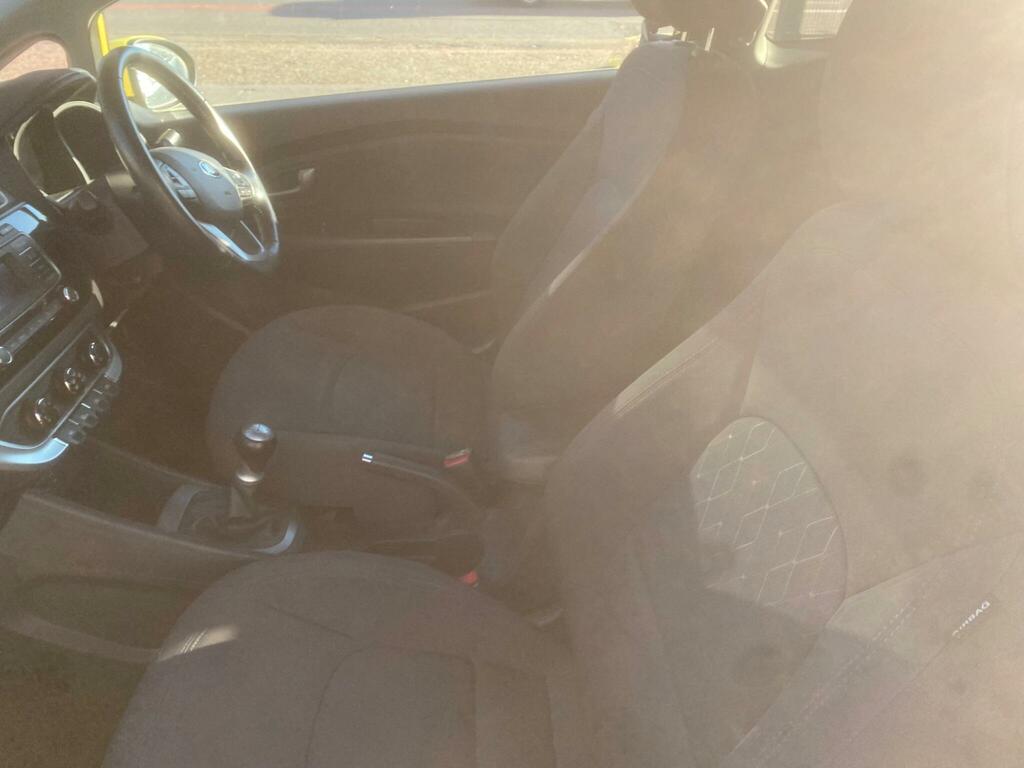 Kia RIO 1.2 Sr7 83 Bhp Euro 6 Ulez Compliant Clean Air White #39