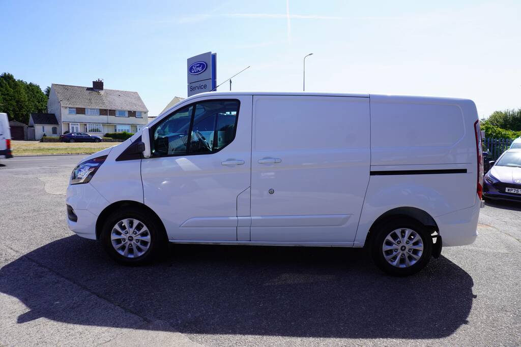 Ford Transit Custom 300 Tdci 130 L1h1 Limited Ecoblue Swb Low Roof Fwd Black #19