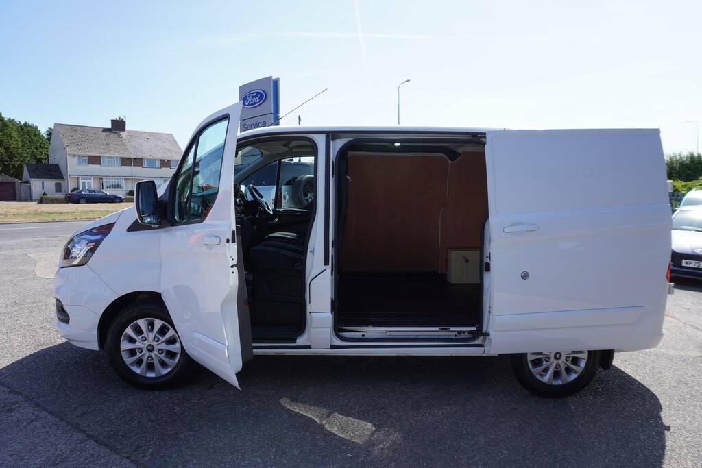 Ford Transit Custom 300 Tdci 130 L1h1 Limited Ecoblue Swb Low Roof Fwd Black #20