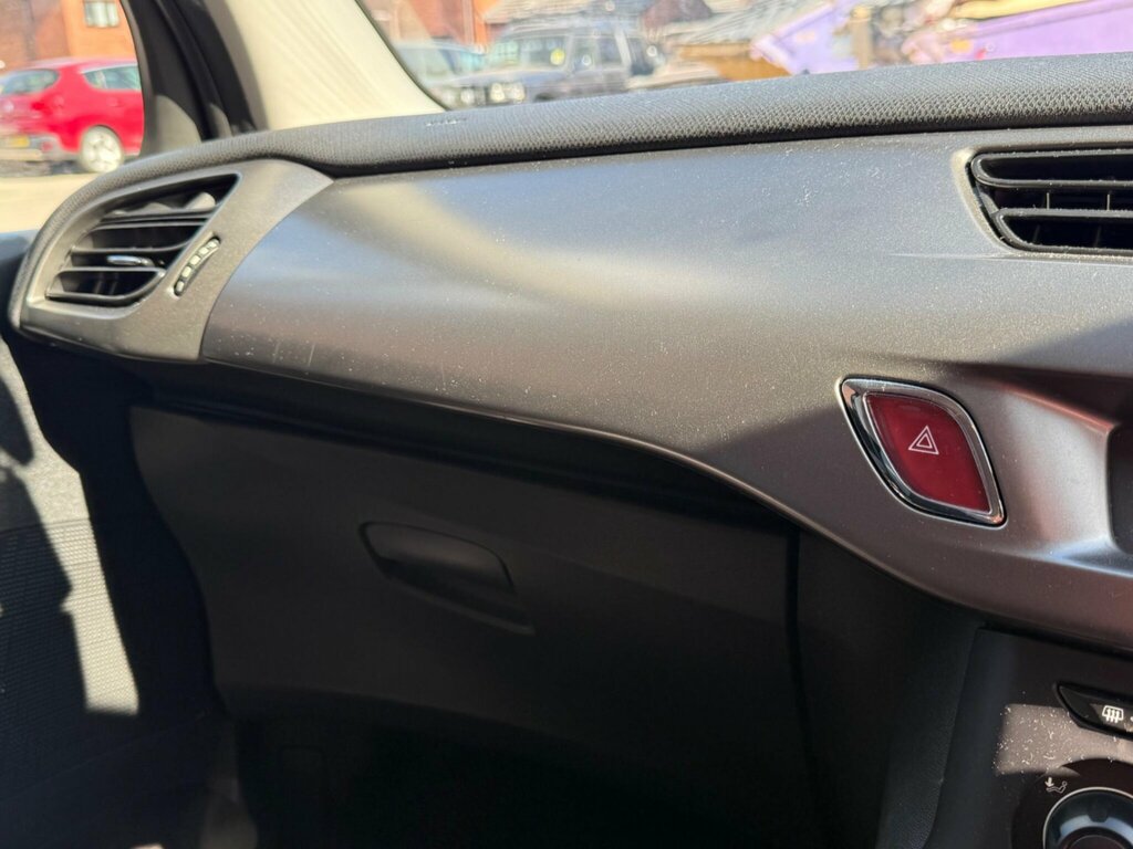 Citroen C3 E-hdi Airdream Vtr Plus Egs 5-Door Silver #16