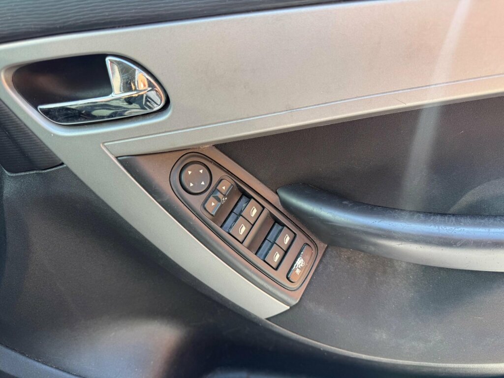 Citroen Grand C4 Picasso Mpv Blue #9
