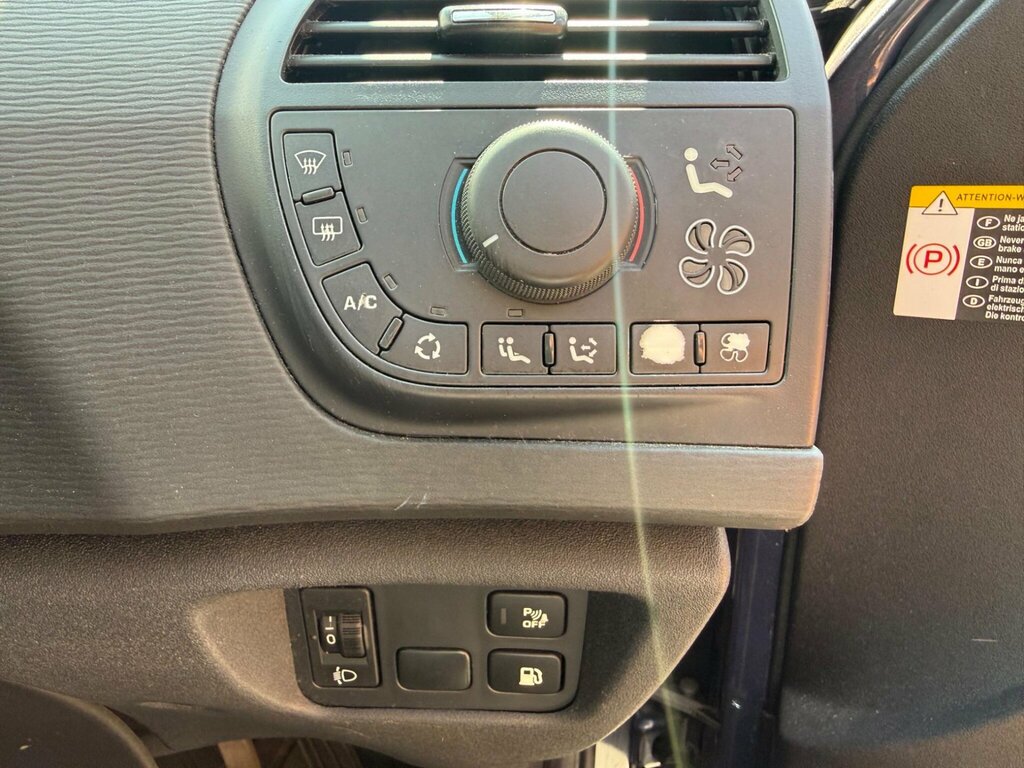 Citroen Grand C4 Picasso Mpv Blue #10
