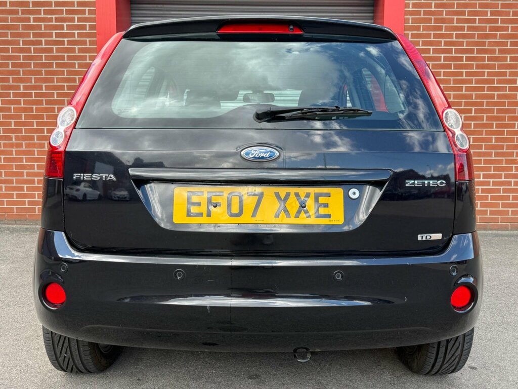 Ford Fiesta Hatchback 1.4 Zetec Climate 200757 Red #28
