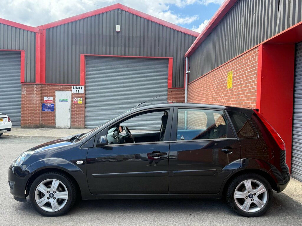 Ford Fiesta Hatchback 1.4 Zetec Climate 200757 Red #7