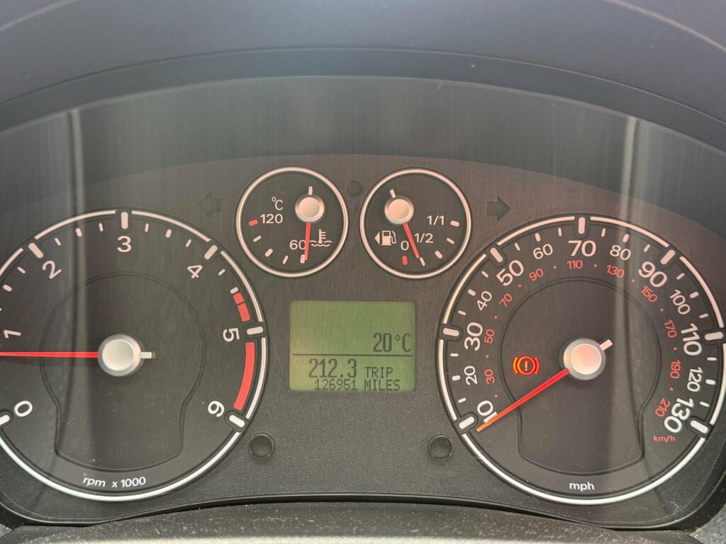 Ford Fiesta Hatchback 1.4 Zetec Climate 200757 Red #14