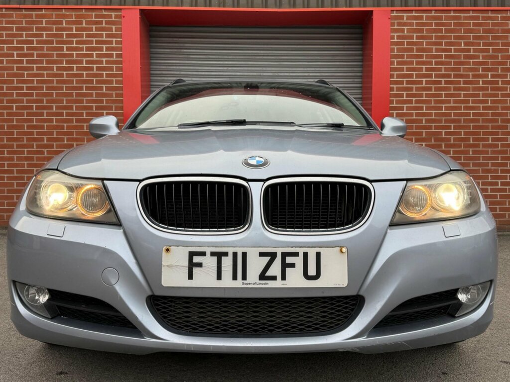 BMW 3 Series 2.0 320D Se Touring Steptronic Euro 5 Blue #4