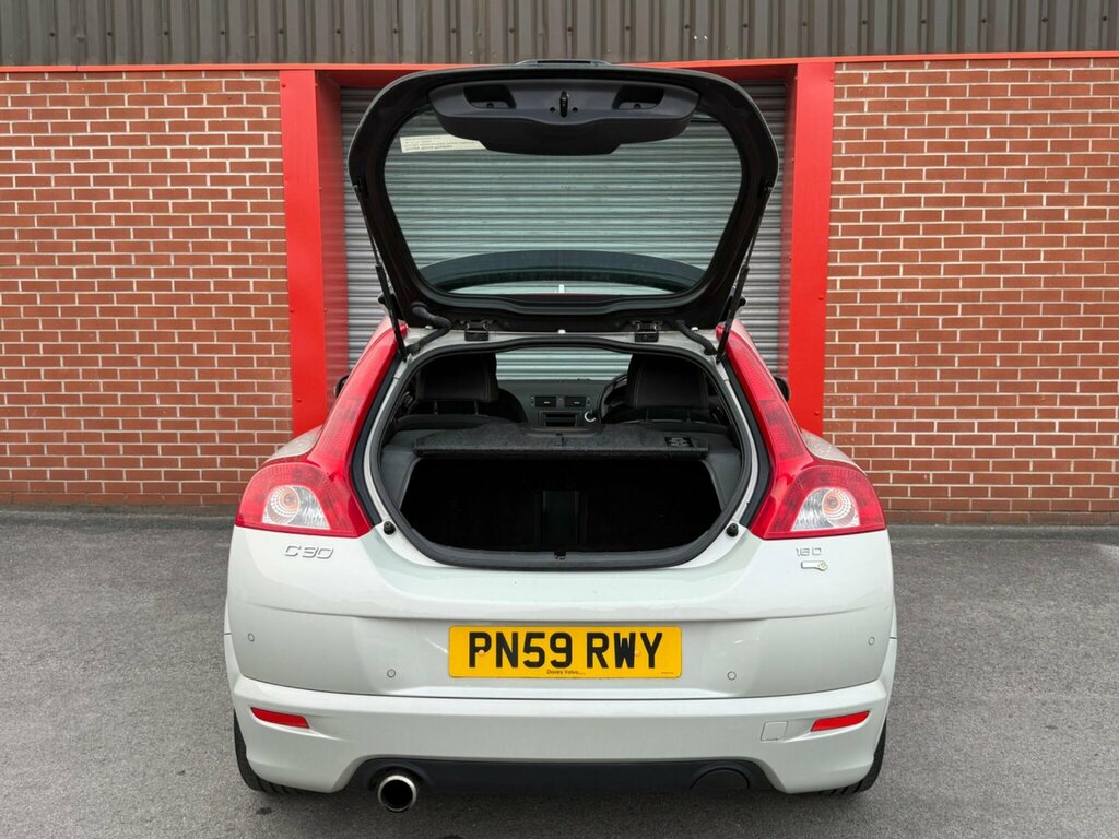 Volvo C30 1.6 R-design Sport Coupe 167 G Red #36