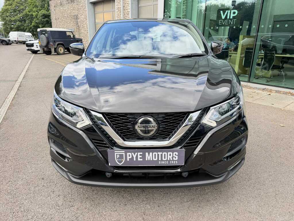 Nissan Qashqai 1.3 Dig-t Acenta Premium Suv Dct E YD21XBR Black #2