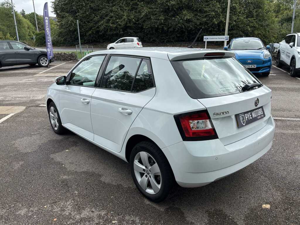 Skoda Fabia 1.2 Tsi Se Hatchback Euro 6 Ss White #5