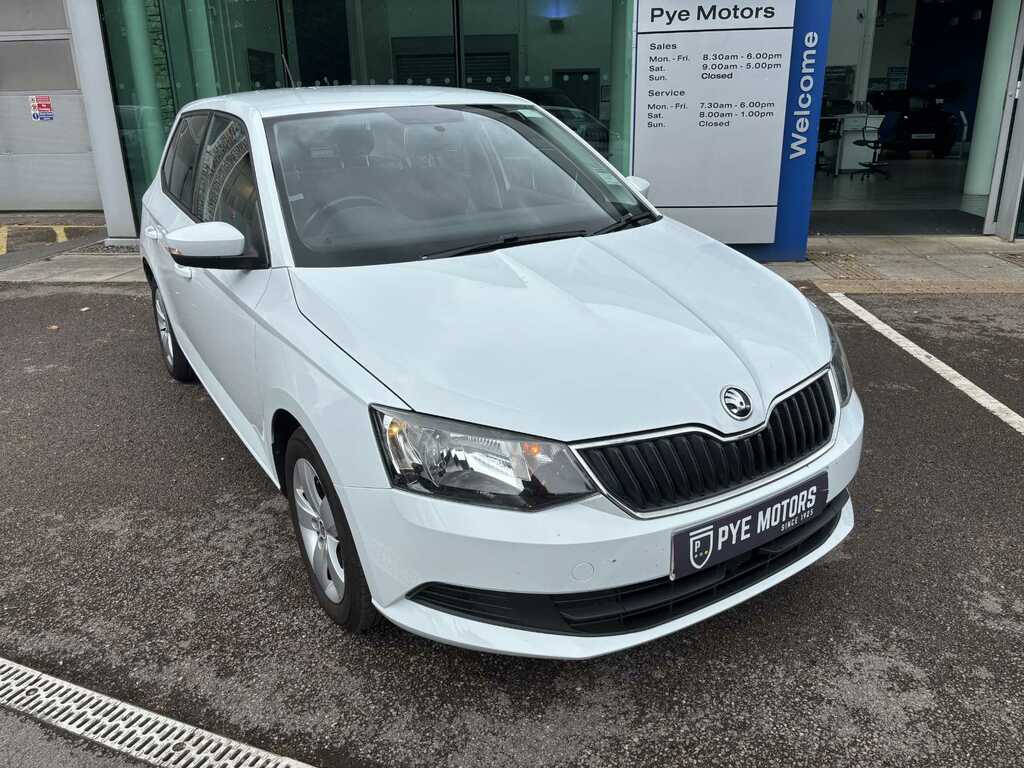Skoda Fabia 1.2 Tsi Se Hatchback Euro 6 Ss White