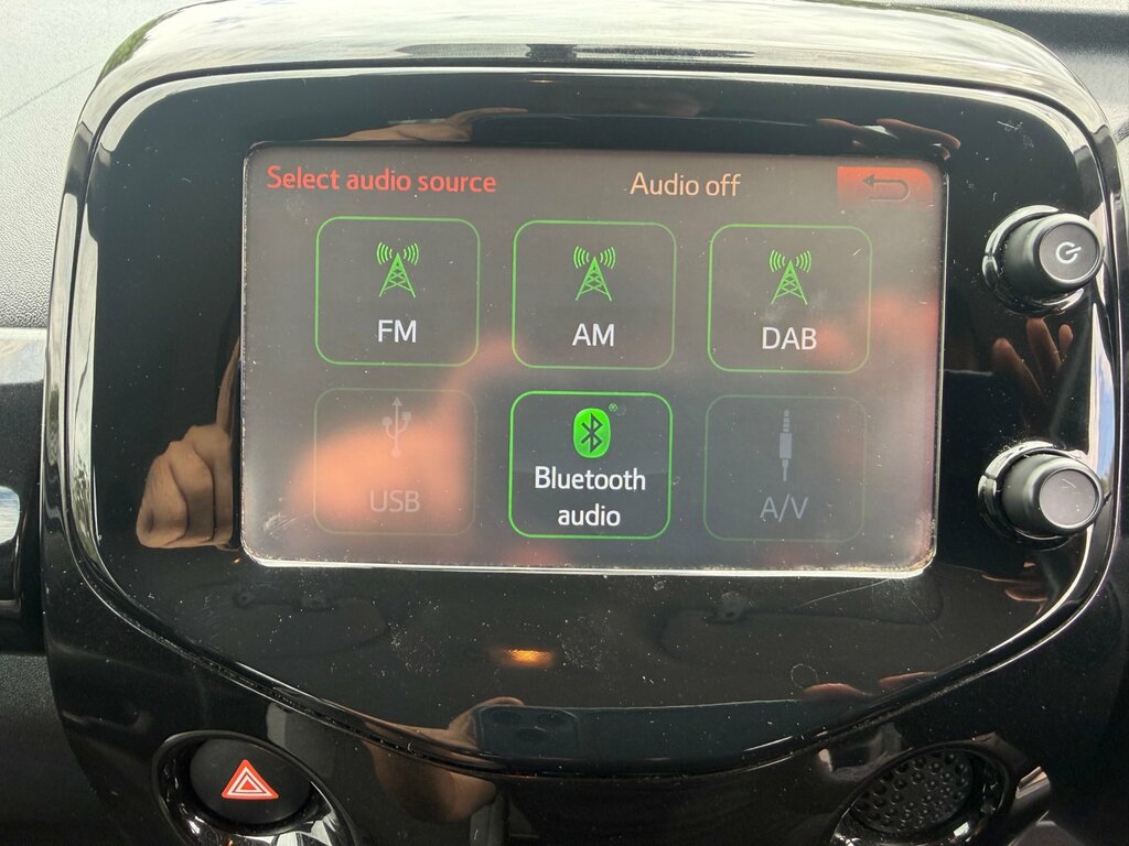 Toyota Aygo 1.0 Vvt White #12