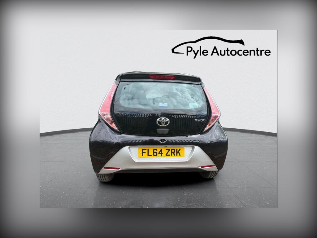 Toyota Aygo 1.0 Vvt-i X-clusiv Hatchback Eur Black #3