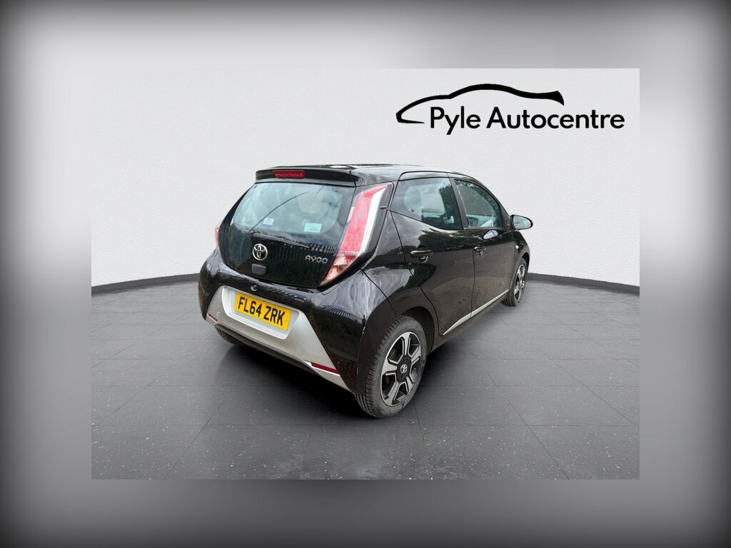 Toyota Aygo 1.0 Vvt-i X-clusiv Hatchback Eur Black #4