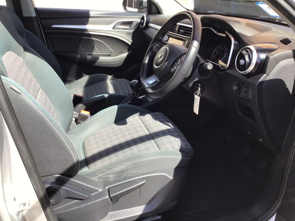 MG ZS 1.5 Vti-tech Excite Euro 6 Ss Silver #2