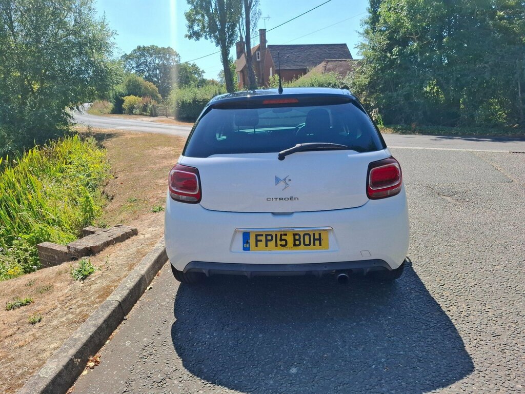 Citroen DS3 1.2 Puretech Dstyle Plus Euro 6 Ss White #6