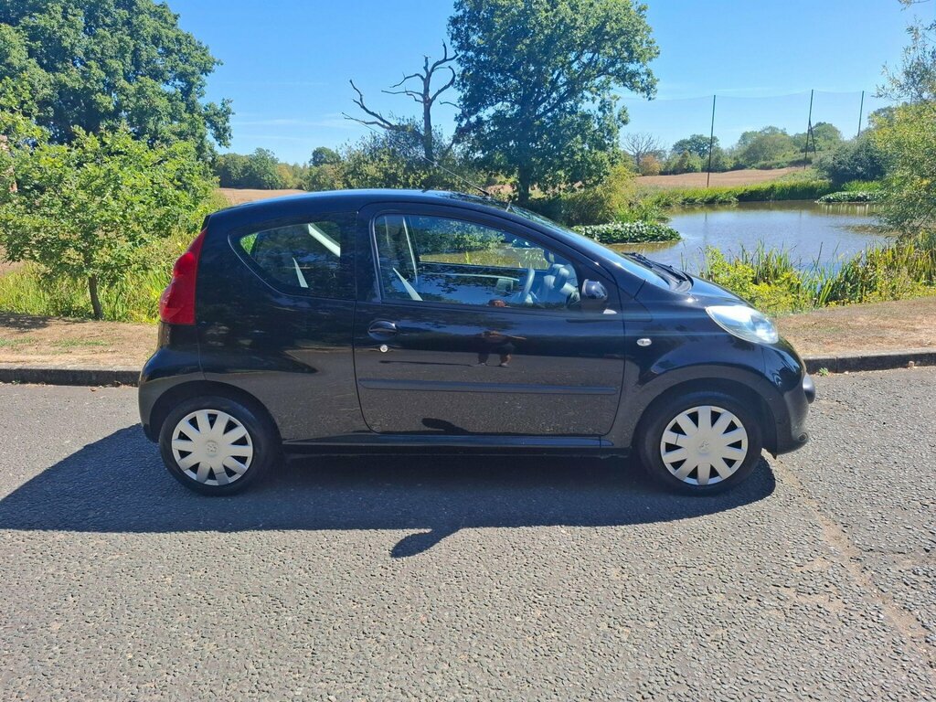 Peugeot 107 1.0 12V Urban Euro 4 Black #6