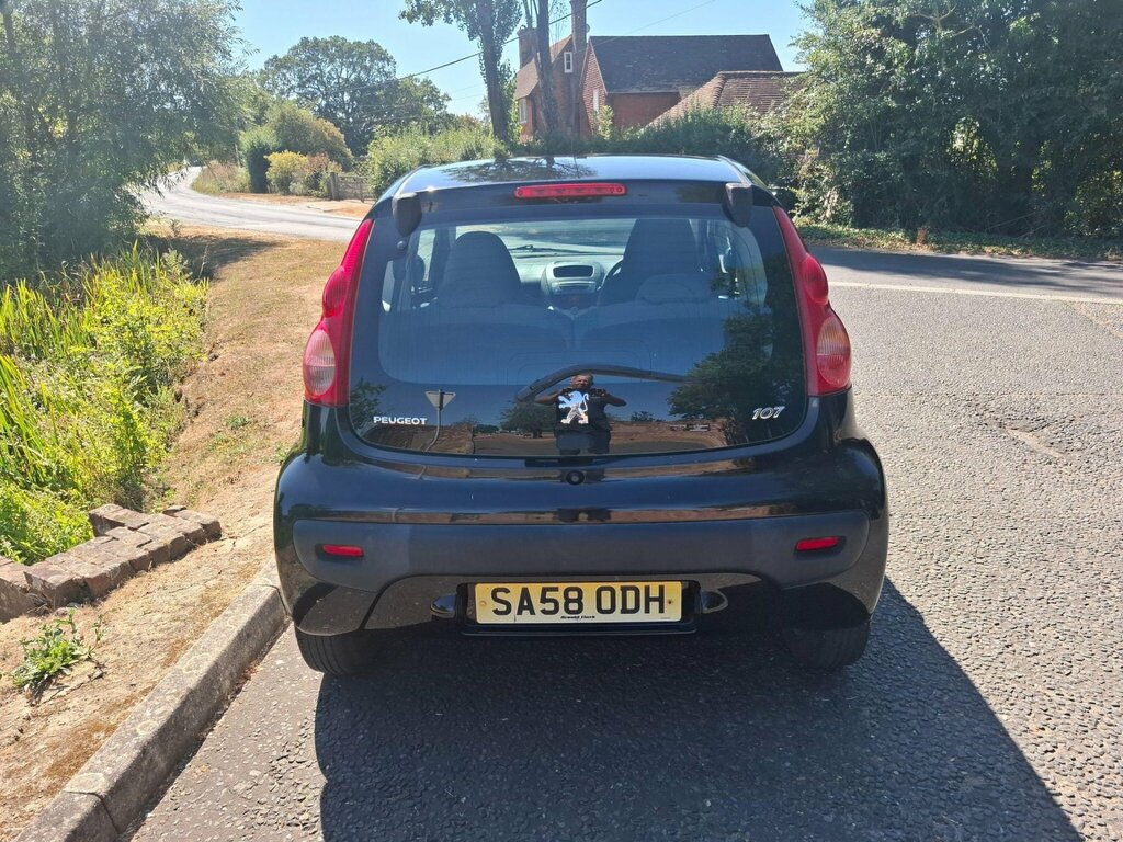 Peugeot 107 1.0 12V Urban Euro 4 Black #5