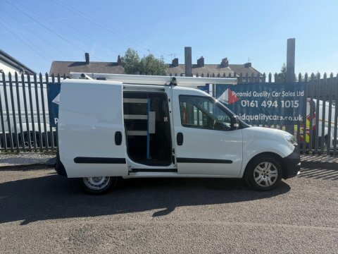 Fiat Doblo 1.3 Jtd Multijet White #4
