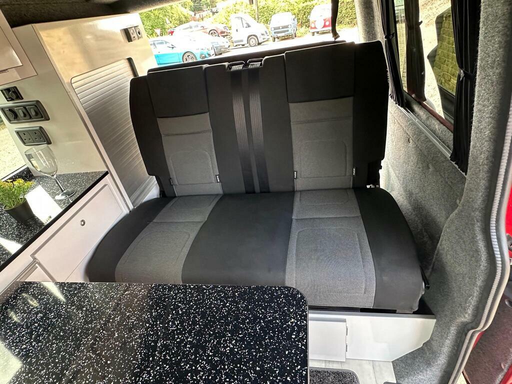 Volkswagen Campervan 2018 2.0 T30 Tdi Kombi Edition Bmt 148 Bhp Yellow #14