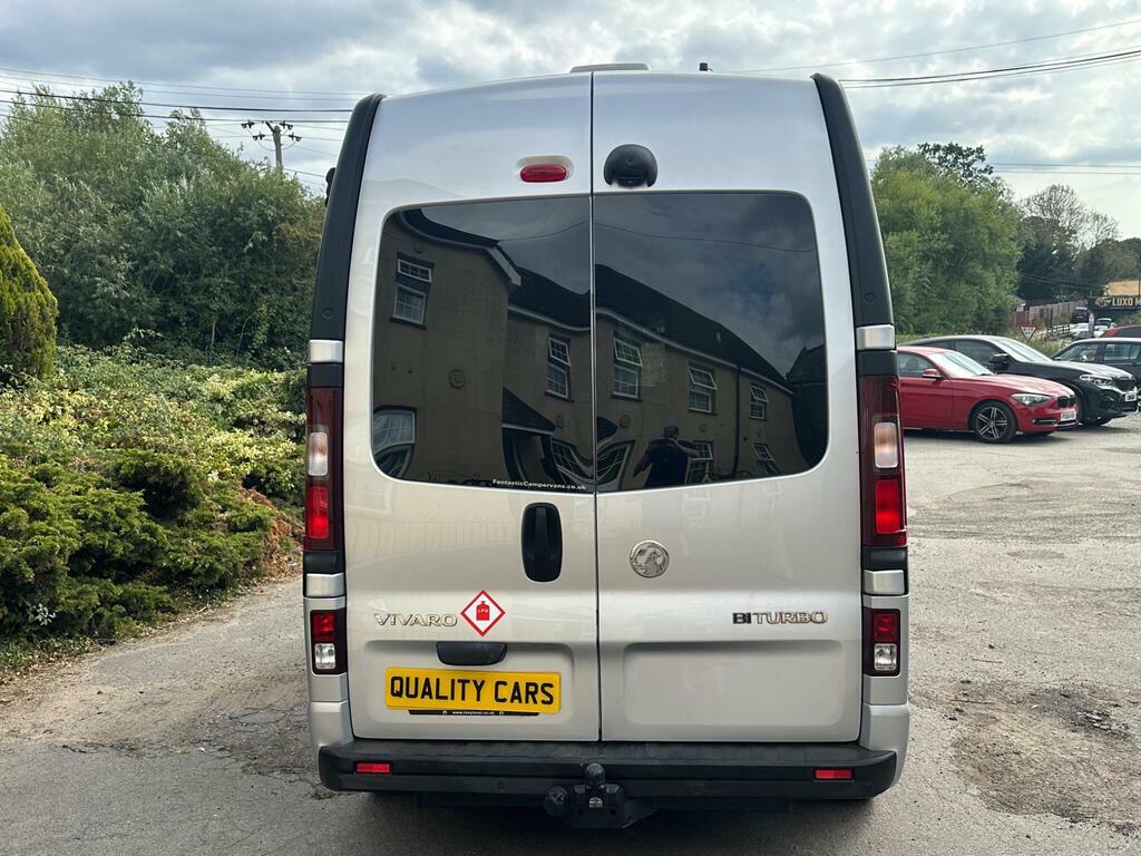 Vauxhall Vivaro Diesel Silver #5