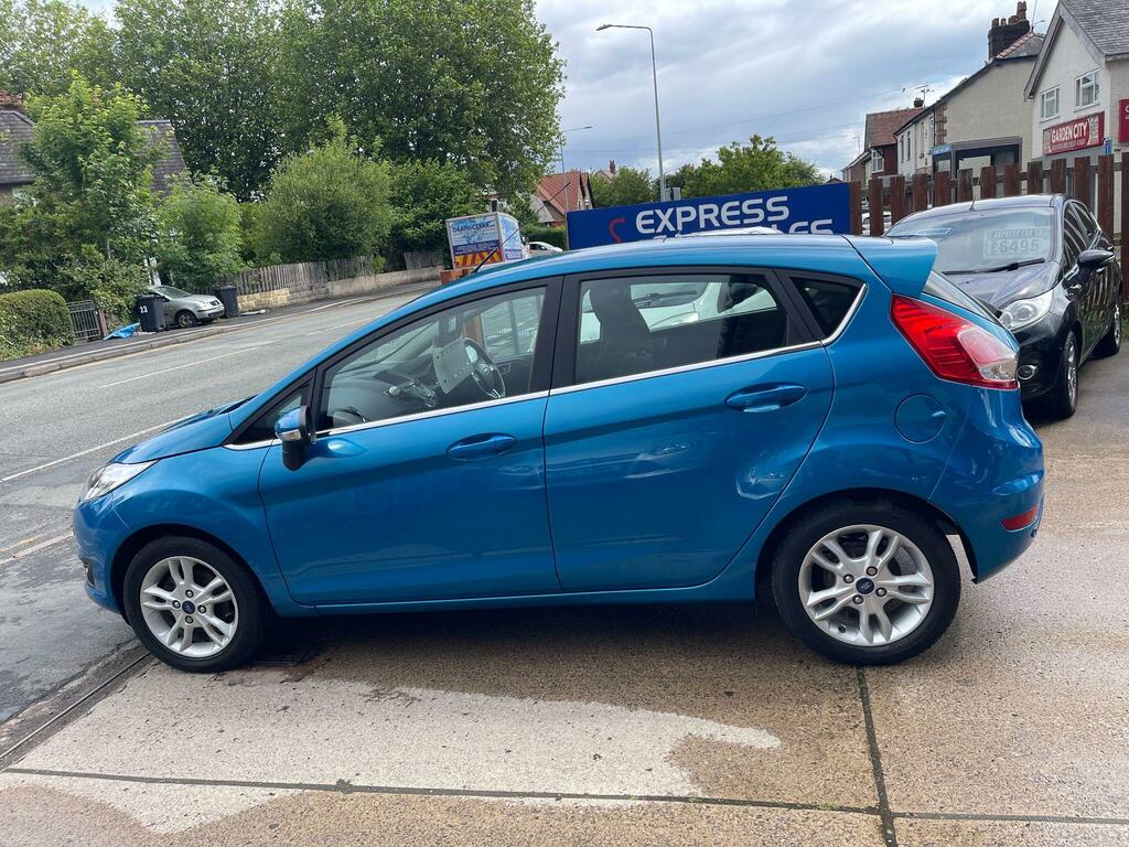 Ford Fiesta Zetec Blue #6