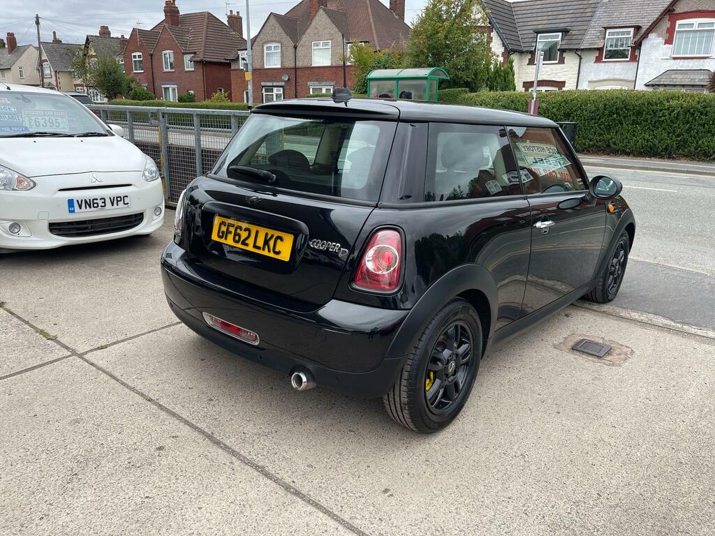 Mini Hatch 1.6 Cooper D Euro 5 Ss Black #2