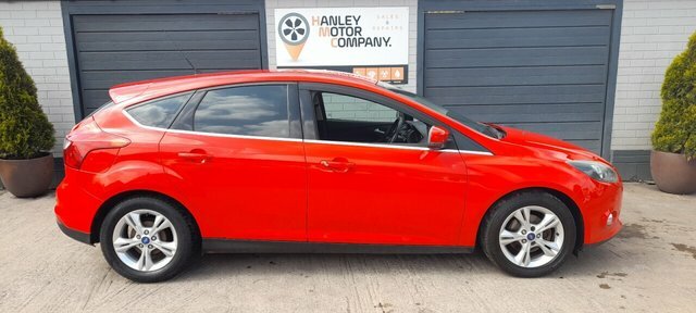 Ford Focus 1.6 Tdci Zetec Hatchback Euro 5 Red #2