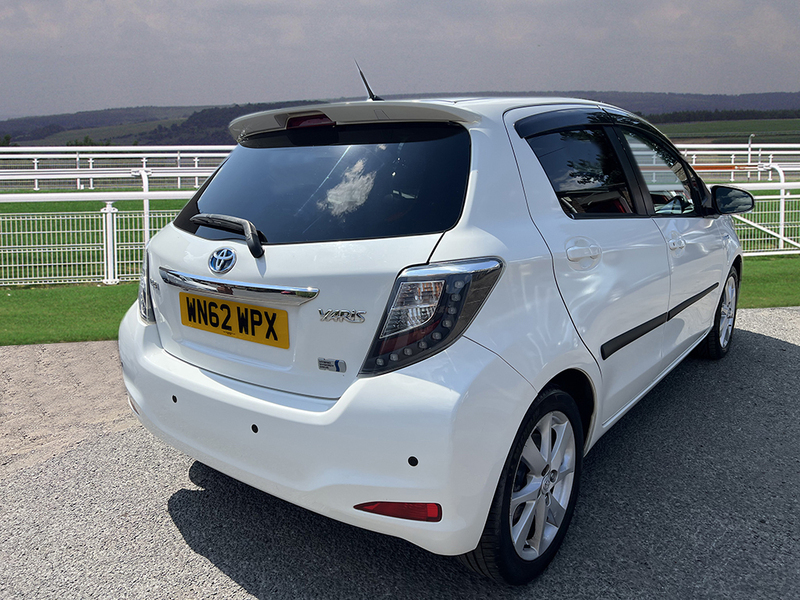 Toyota Yaris Vvt-i T Spirit WN62WPX White #6