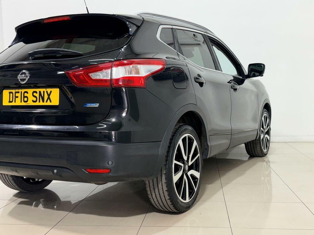 Nissan Qashqai Acenta Dig-t Red #23