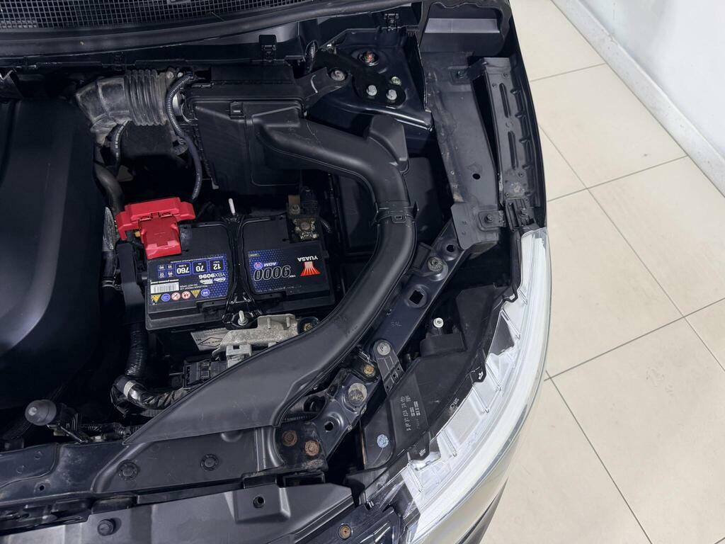 Nissan Qashqai Acenta Dig-t Red #90