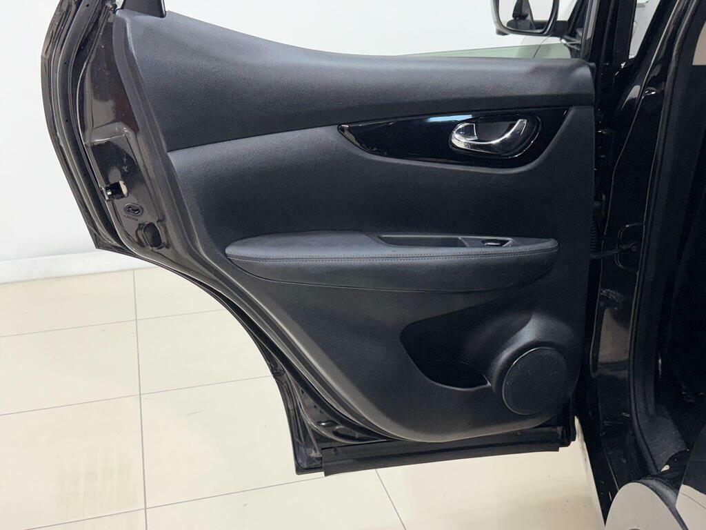 Nissan Qashqai Acenta Dig-t Red #82