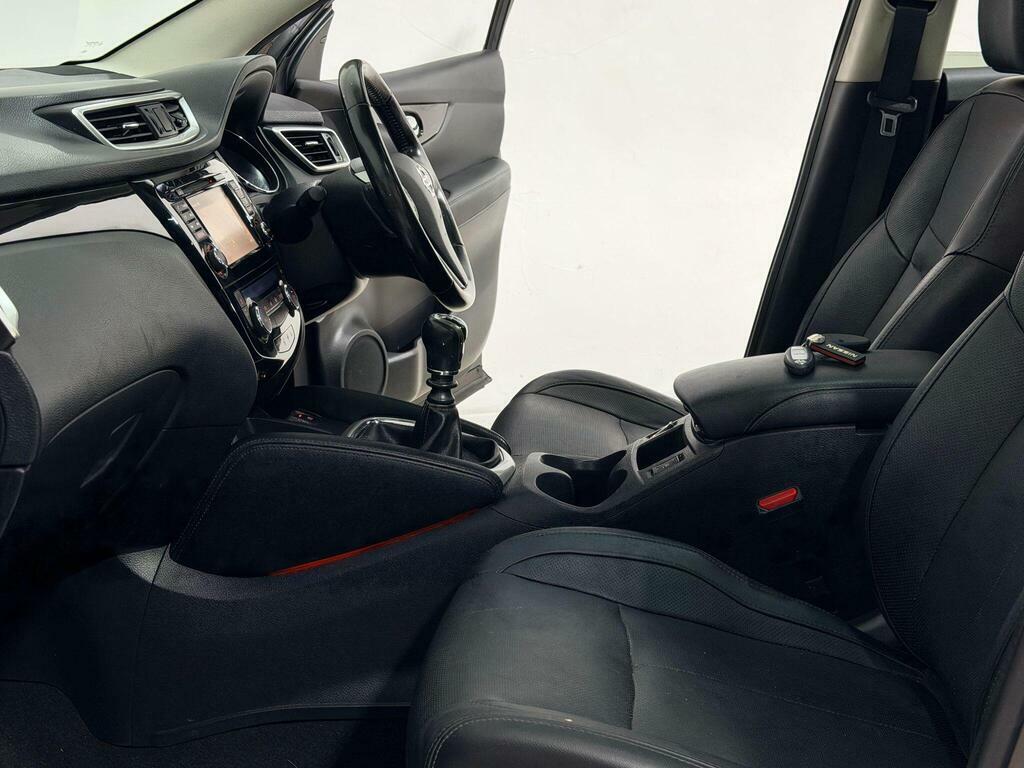 Nissan Qashqai Acenta Dig-t Red #38
