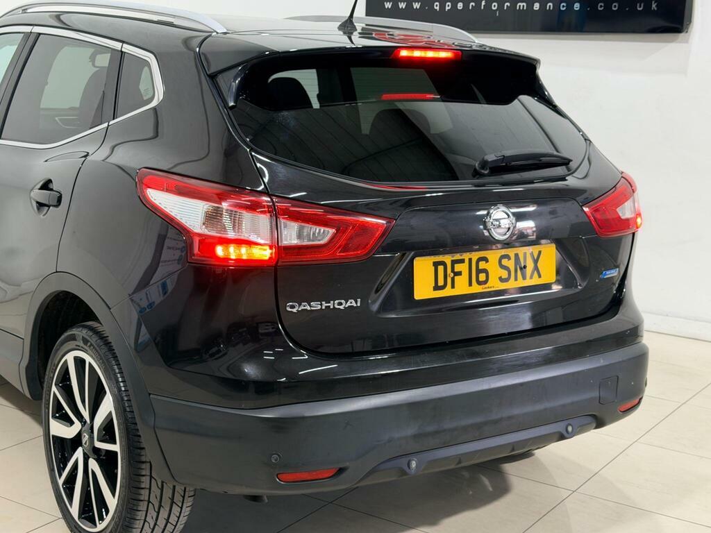 Nissan Qashqai Acenta Dig-t Red #27