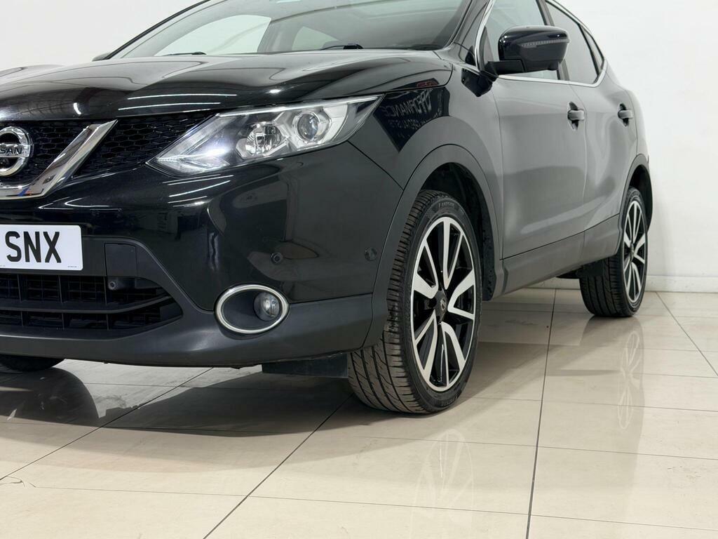 Nissan Qashqai Acenta Dig-t Red #21