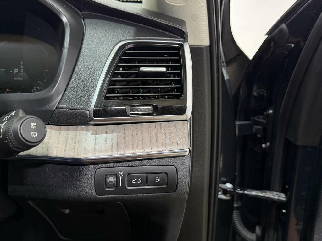 Volvo XC90 T8 Awd Plug-in Hybrid, Recharge R-design Sunroof, Silver #44