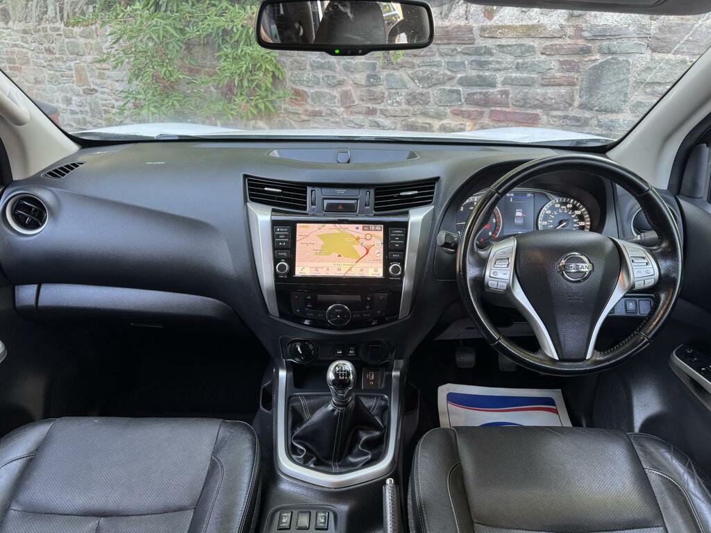 Nissan Navara Double Cab Pick Grey #20
