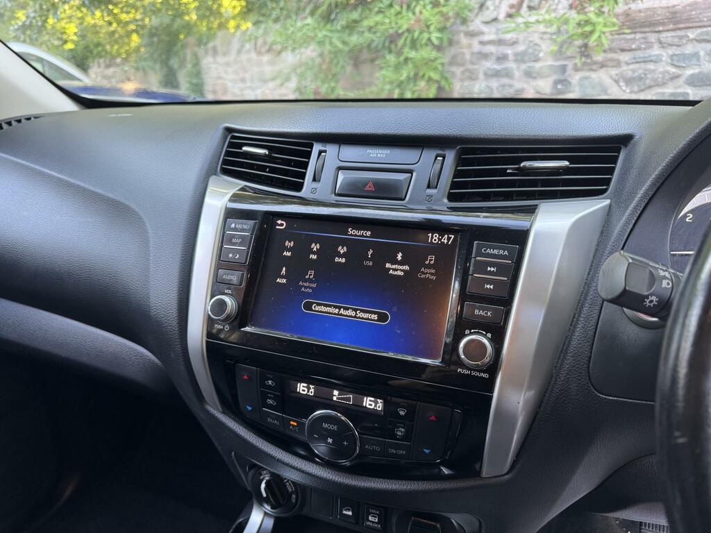 Nissan Navara Double Cab Pick Grey #23